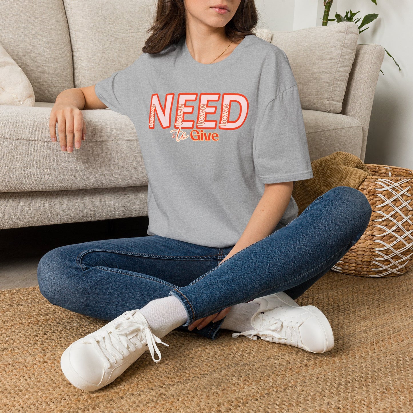 Love is all we need — Script — T-Shirt 1