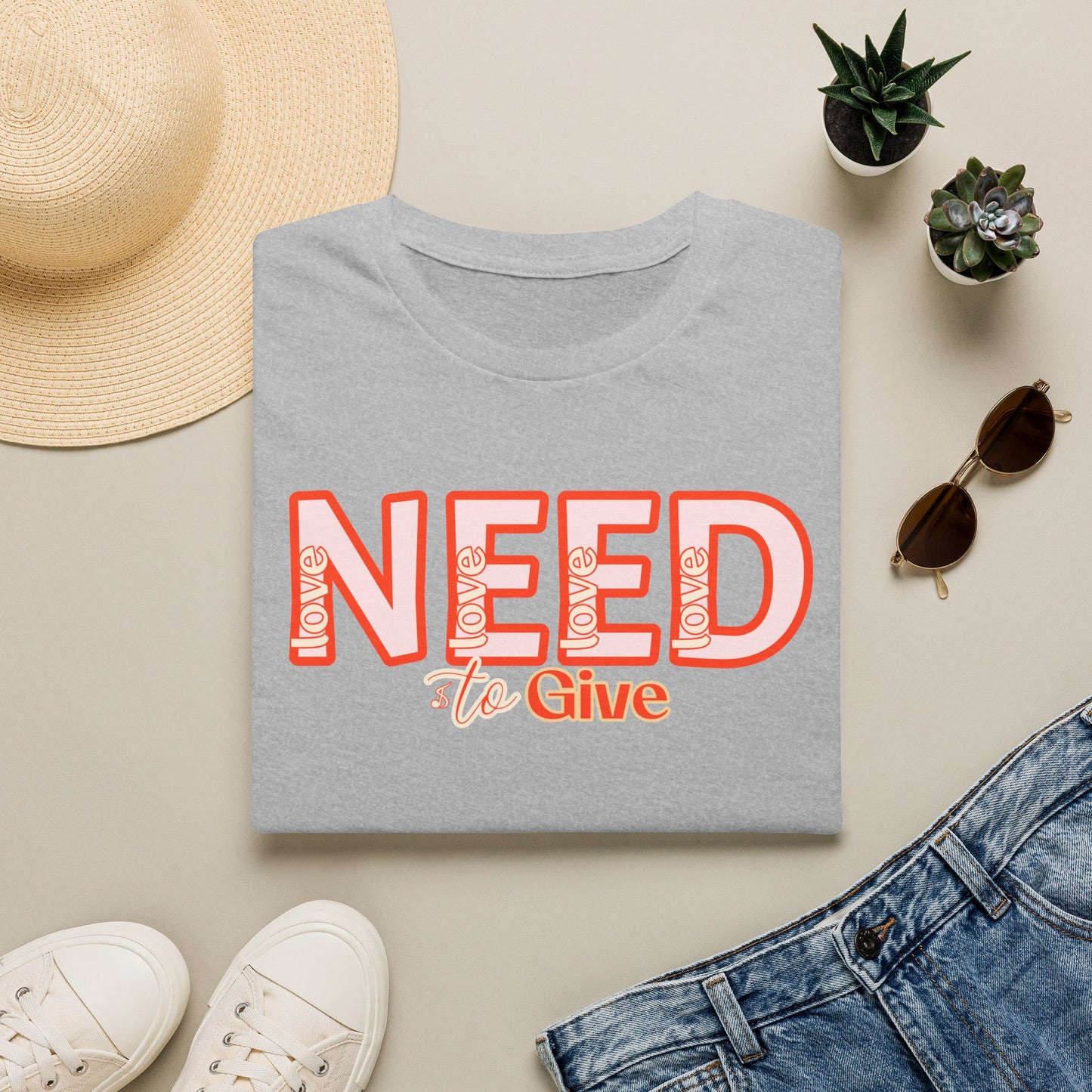 Love is all we need — Script — T-Shirt 1