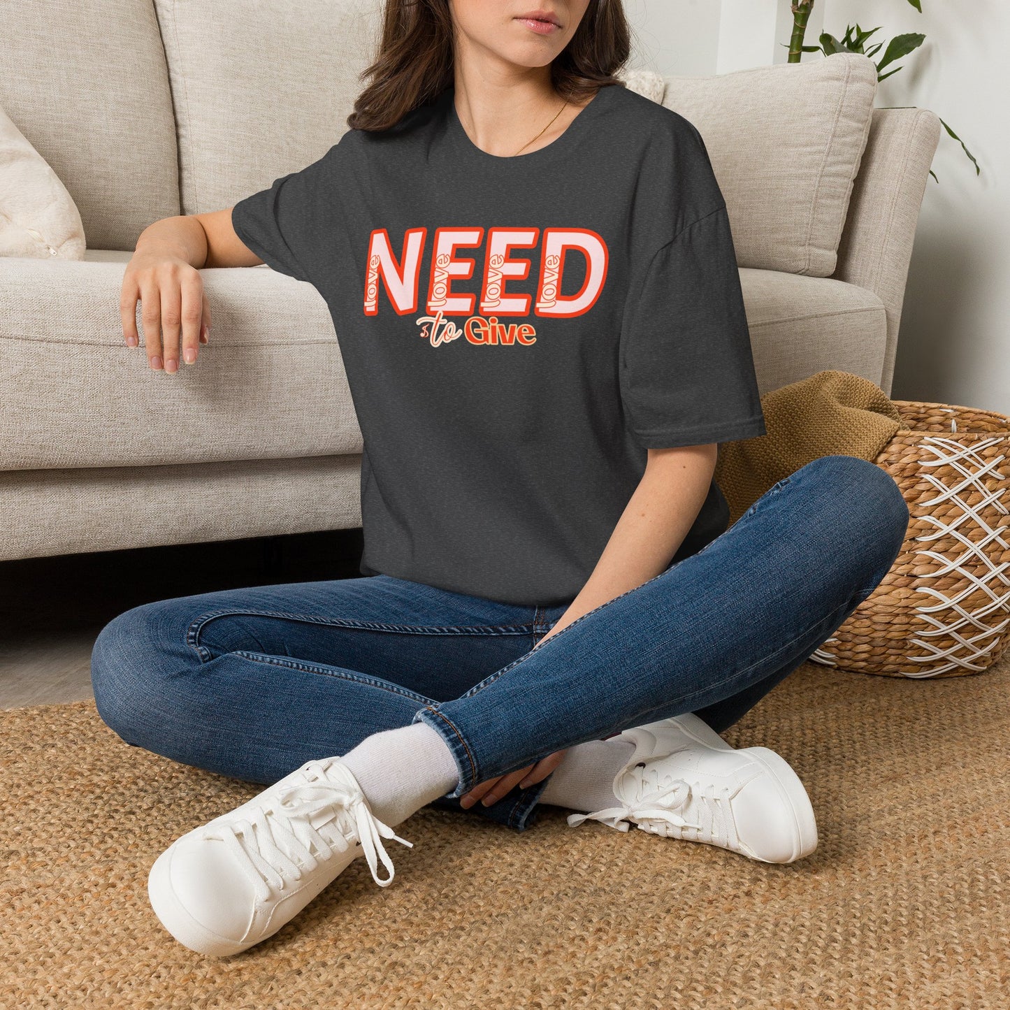 Love is all we need — Script — T-Shirt 1