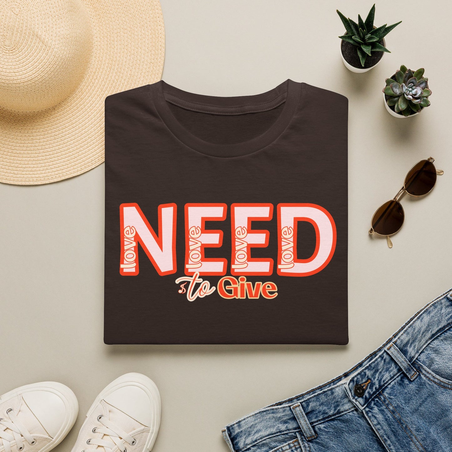 Love is all we need — Script — T-Shirt 1
