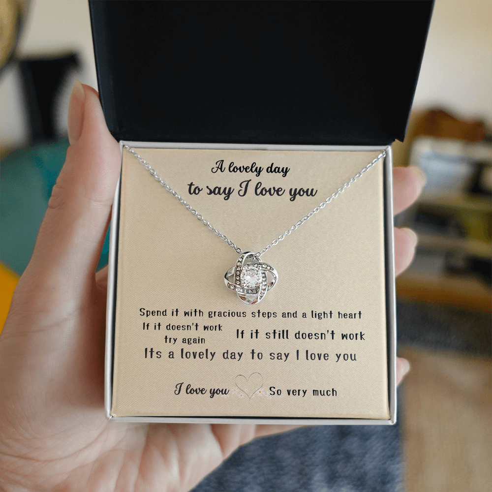 Days — To love you — Necklace 1